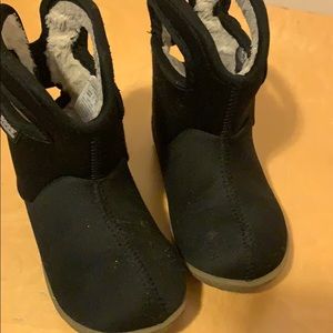 Toddler bogs boots size 7